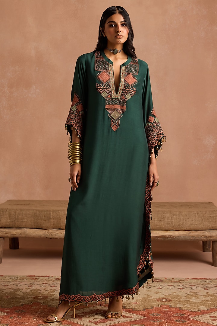 Bottle Green Pure Muslin Thread Embroidered Kaftan by Sureena Chowdhri at Pernia's Pop Up Shop