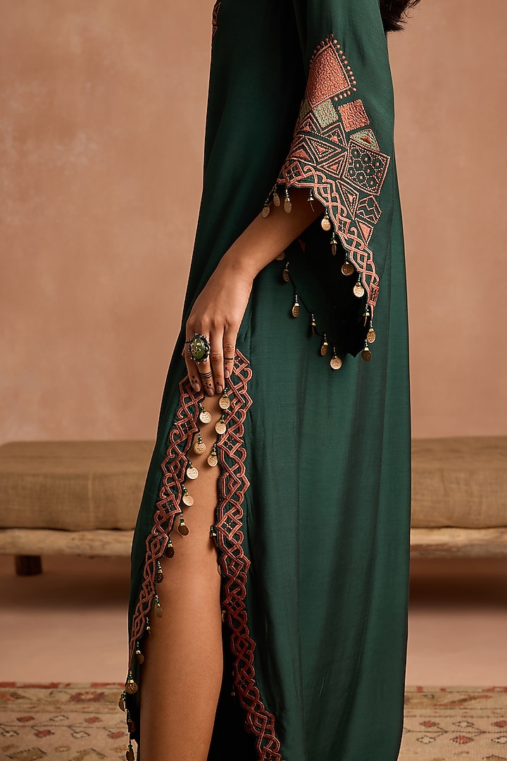 Bottle Green Pure Muslin Thread Embroidered Kaftan by Sureena Chowdhri at Pernia's Pop Up Shop