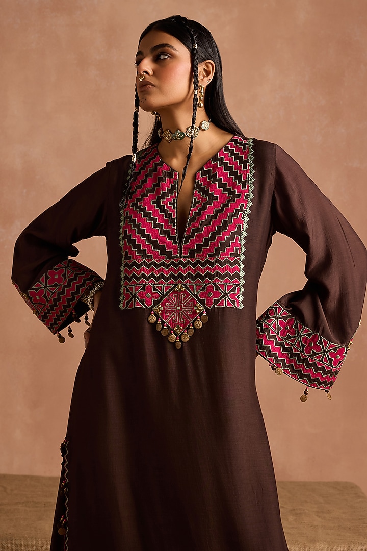 Brown Muslin Applique Patchwork Kaftan by Sureena Chowdhri at Pernia's Pop Up Shop