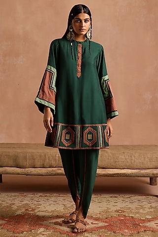 Bottle Green Muslin Applique Patchwork Peplum Kurta Set by Sureena Chowdhri