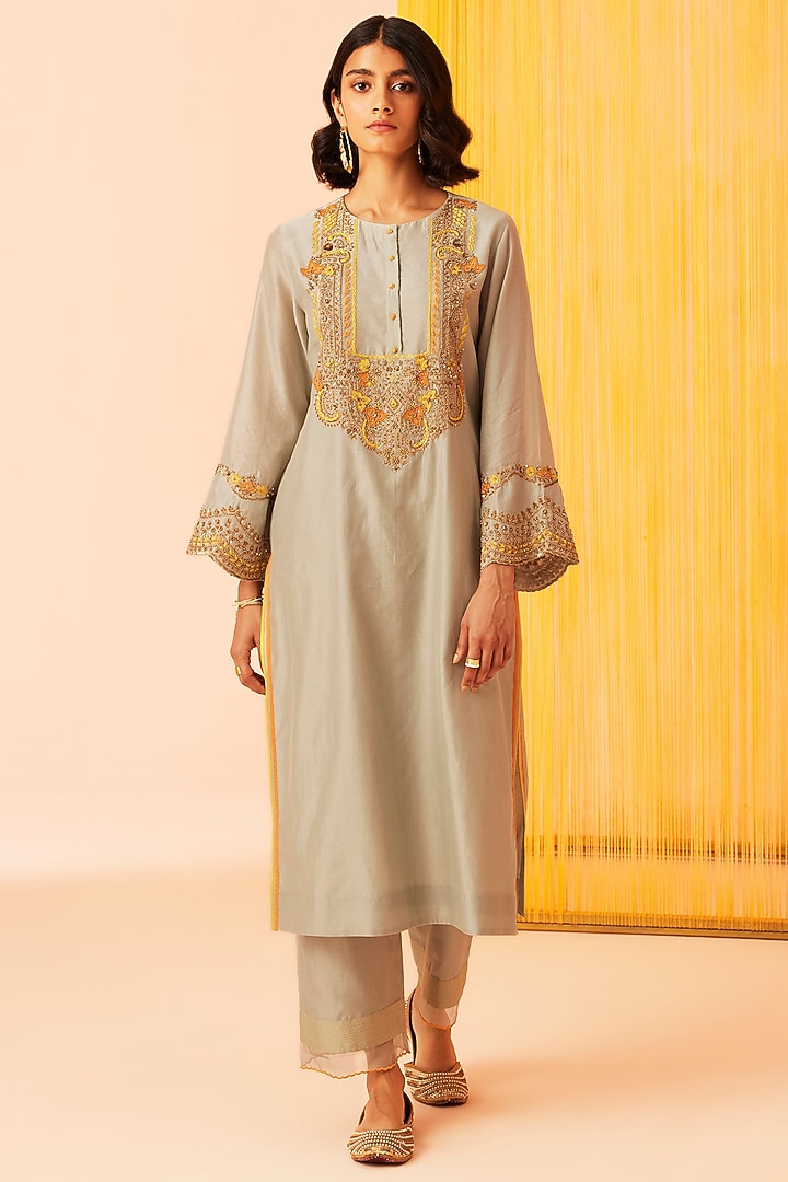 Sea Green Silk Chanderi Embroidered Kurta Set by Sureena Chowdhri at Pernia's Pop Up Shop