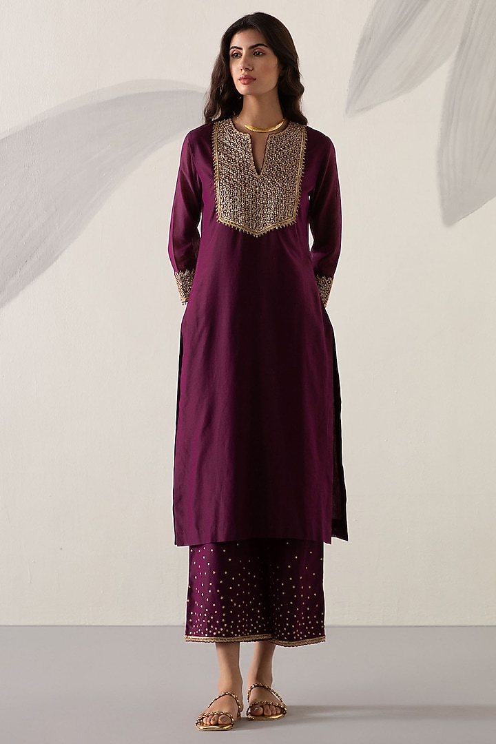 Wine Silk Chanderi & Organza Embroidered Kurta Set by Sureena Chowdhri at Pernia's Pop Up Shop
