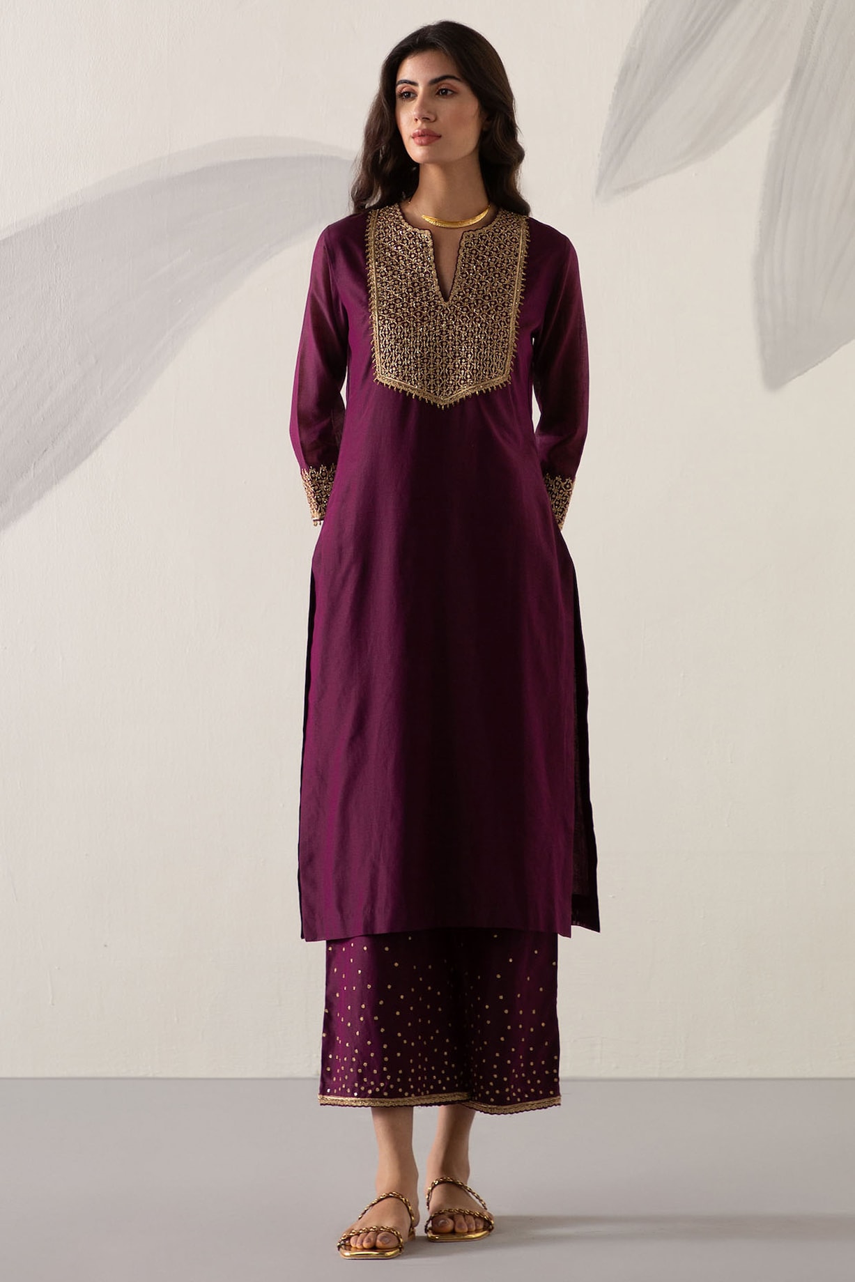 Women Wine Chanderi Hand Embroidered Kurta with pant & Embroidered Cut work Organza Dupatta