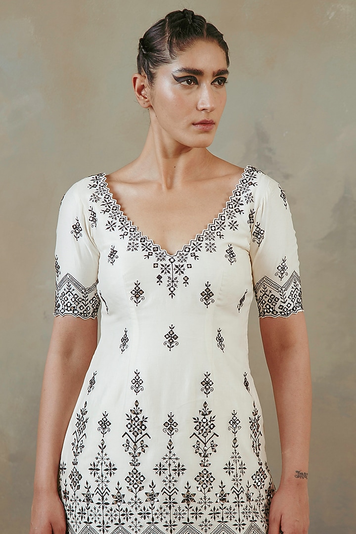 Ivory Silk Chanderi Embroidered Gharara Set by Sureena Chowdhri at Pernia's Pop Up Shop