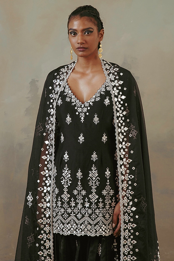 Ebony Silk Chanderi Embroidered Gharara Set by Sureena Chowdhri at Pernia's Pop Up Shop