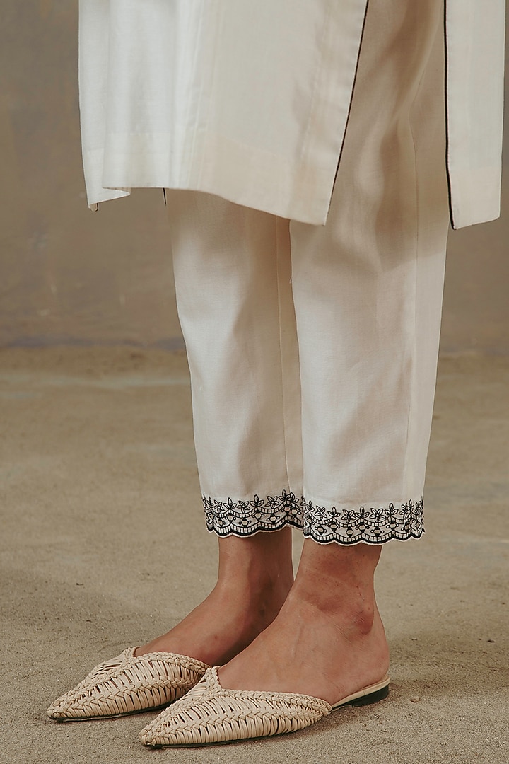 Ivory Silk Chanderi Embroidered Kurta Set by Sureena Chowdhri at Pernia's Pop Up Shop