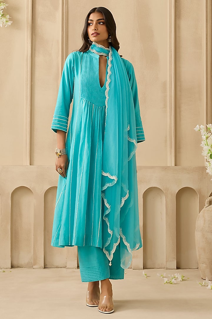 Firozi Silk Chanderi Pearl Embroidered Kurta Set by Sureena Chowdhri at Pernia's Pop Up Shop