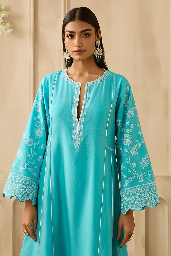 Firozi Silk Chanderi Floral & Thread Work A-Line Kurta Set by Sureena Chowdhri at Pernia's Pop Up Shop