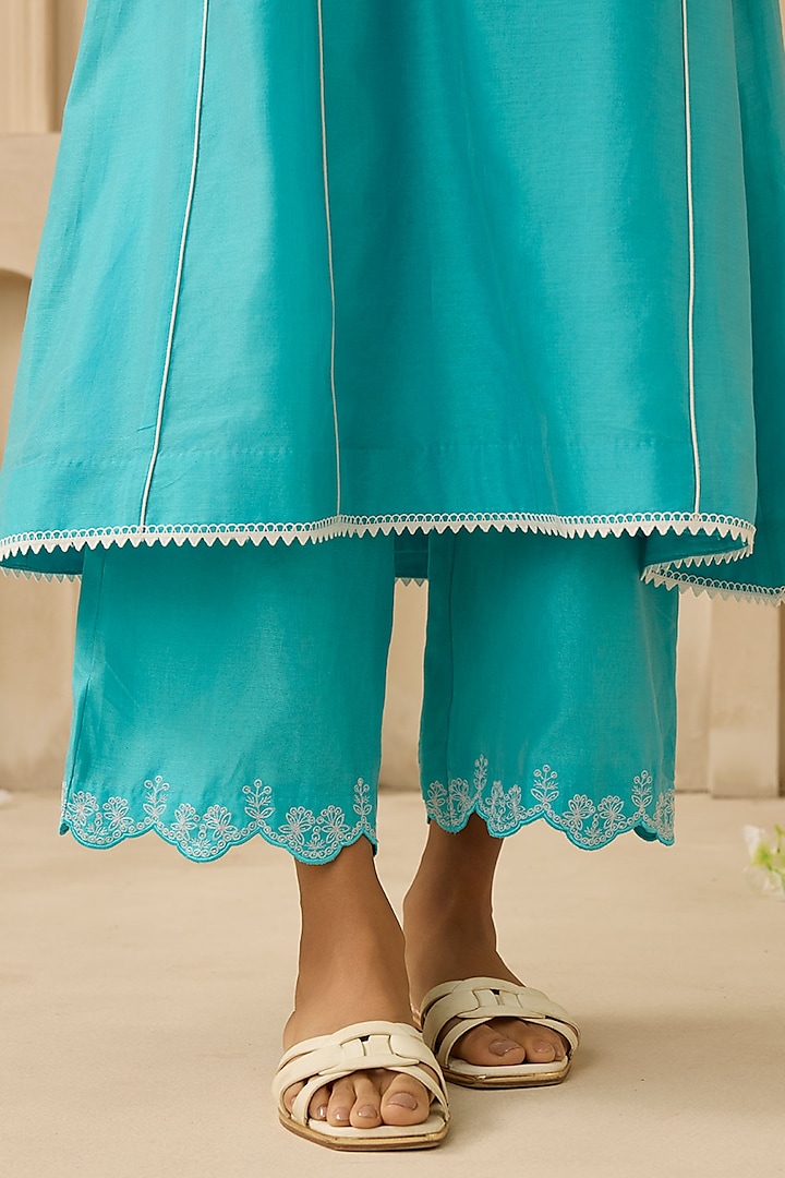 Firozi Silk Chanderi Floral & Thread Work A-Line Kurta Set by Sureena Chowdhri at Pernia's Pop Up Shop