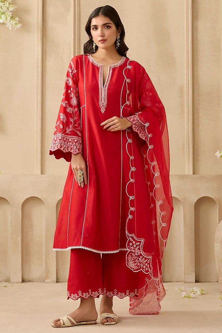 Red Silk Chanderi Floral & Thread Work A-Line Kurta Set by Sureena Chowdhri at Pernia's Pop Up Shop