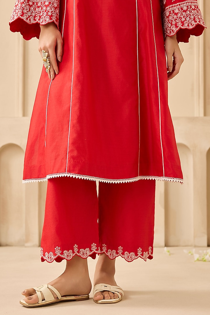 Red Silk Chanderi Floral & Thread Work A-Line Kurta Set by Sureena Chowdhri at Pernia's Pop Up Shop