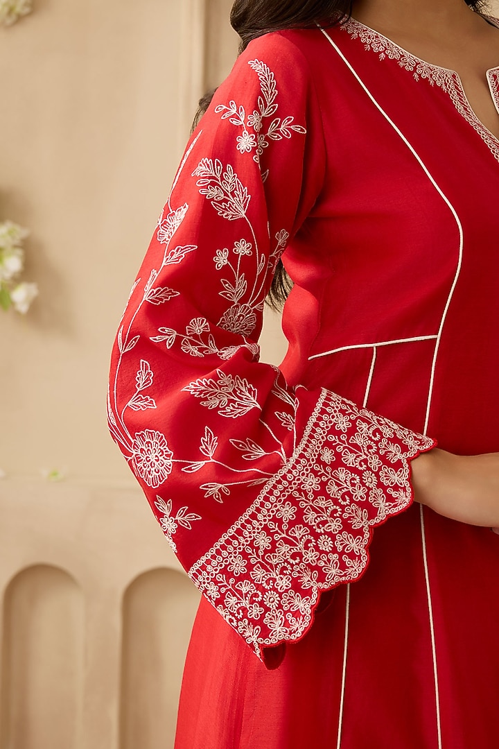Red Silk Chanderi Floral & Thread Work A-Line Kurta Set by Sureena Chowdhri at Pernia's Pop Up Shop