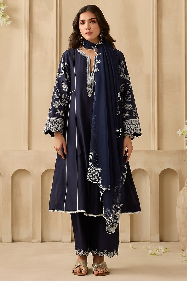 Navy Blue Silk Chanderi Floral & Thread Work A-Line Kurta Set by Sureena Chowdhri at Pernia's Pop Up Shop