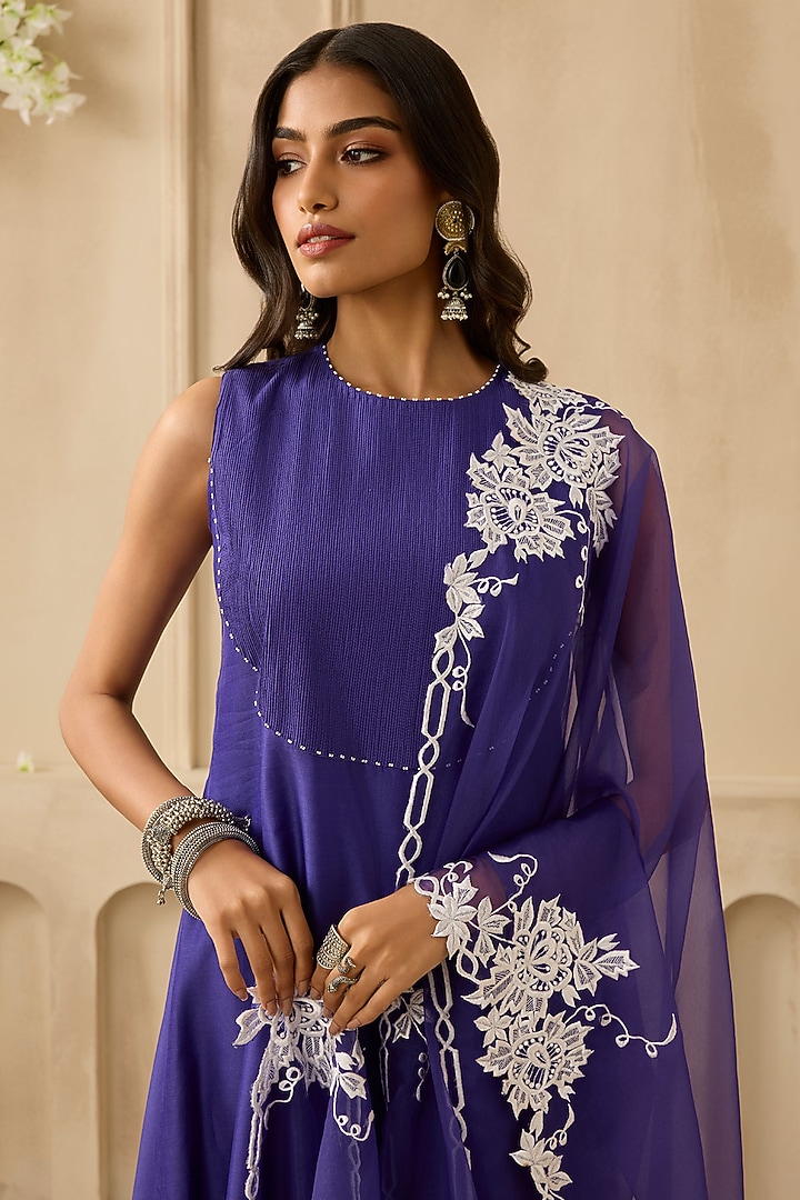 Violet Silk Chanderi Pearl & Bead Embroidered Kurta Set by Sureena Chowdhri at Pernia's Pop Up Shop