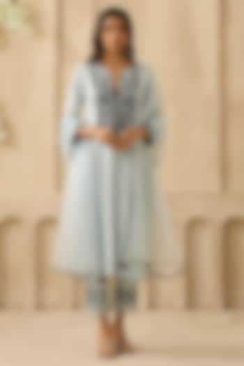 Powder Blue Silk Chanderi Gota & Applique Embroidered Kurta Set by Sureena Chowdhri at Pernia's Pop Up Shop