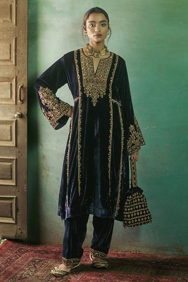 Navy Blue Silk Velvet Embroidered Kurta Set by Sureena Chowdhri at Pernia's Pop Up Shop