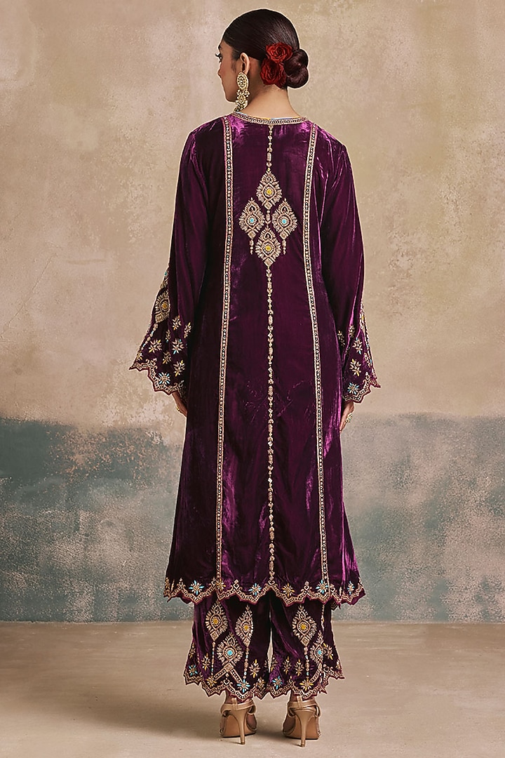 Plum-Colored Silk Velvet Embroidered Kurta Set by Sureena Chowdhri at Pernia's Pop Up Shop
