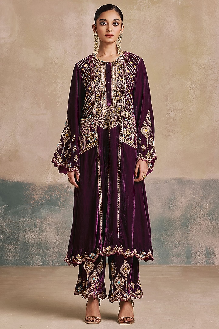 Plum-Colored Silk Velvet Embroidered Kurta Set by Sureena Chowdhri at Pernia's Pop Up Shop