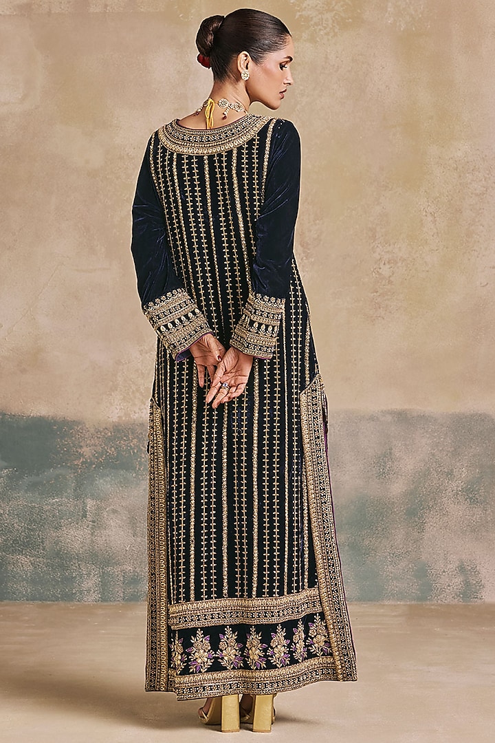 Navy Blue Silk Velvet Thread Embroidered Kaftan by Sureena Chowdhri at Pernia's Pop Up Shop