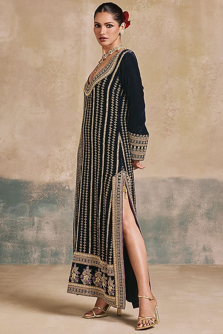 Navy Blue Silk Velvet Thread Embroidered Kaftan by Sureena Chowdhri at Pernia's Pop Up Shop