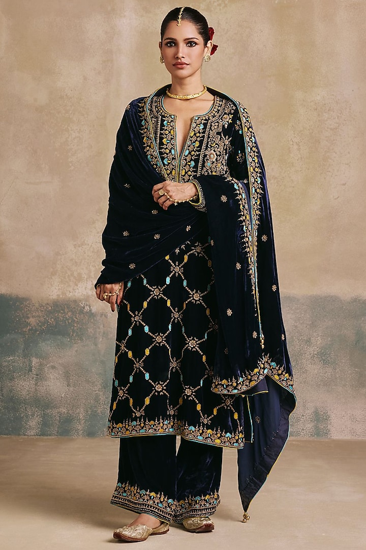 Deep Navy Blue Silk Velvet Embroidered Kurta Set by Sureena Chowdhri at Pernia's Pop Up Shop