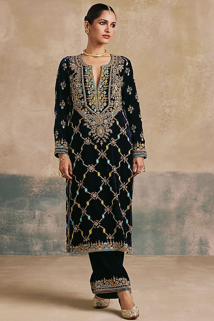 Deep Navy Blue Silk Velvet Embroidered Kurta Set by Sureena Chowdhri at Pernia's Pop Up Shop