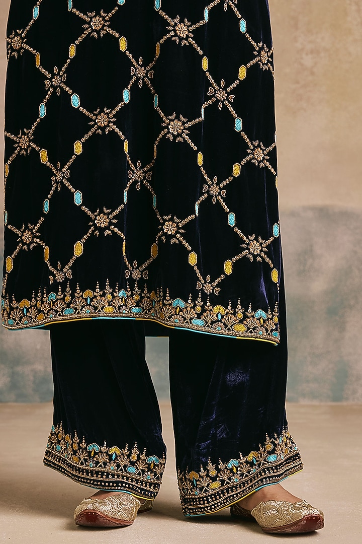 Deep Navy Blue Silk Velvet Embroidered Kurta Set by Sureena Chowdhri at Pernia's Pop Up Shop