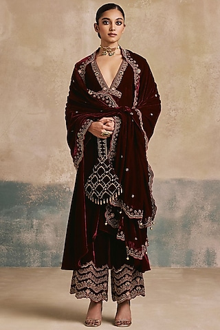 Burgundy Silk Velvet Embroidered Asymmetrical Kurta Set by Sureena Chowdhri
