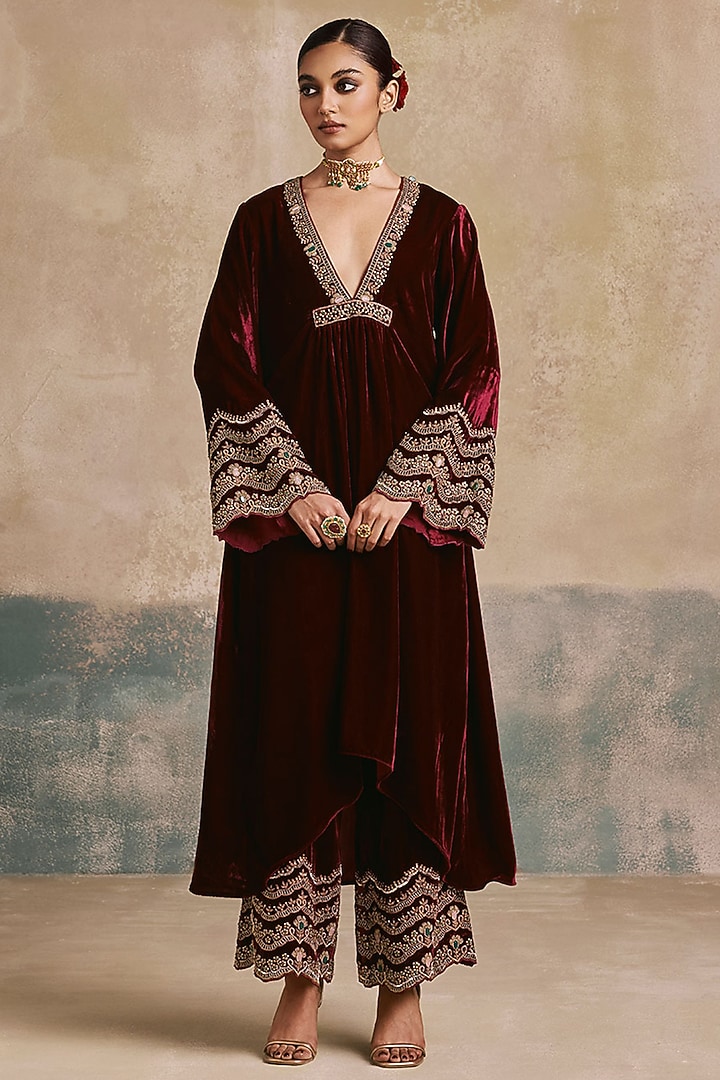 Burgundy Silk Velvet Embroidered Asymmetrical Kurta Set by Sureena Chowdhri at Pernia's Pop Up Shop