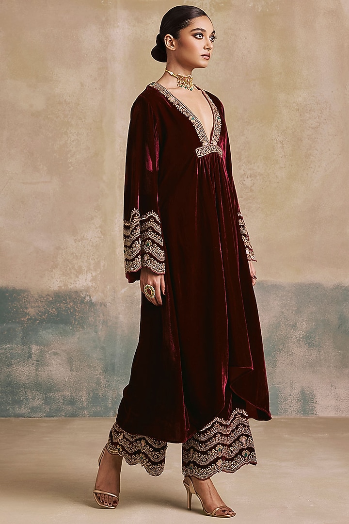 Burgundy Silk Velvet Embroidered Asymmetrical Kurta Set by Sureena Chowdhri at Pernia's Pop Up Shop
