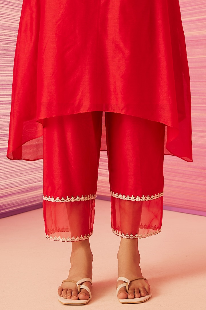 Red Silk Chanderi Embroidered Asymmetrical Kurta Set by Sureena Chowdhri at Pernia's Pop Up Shop