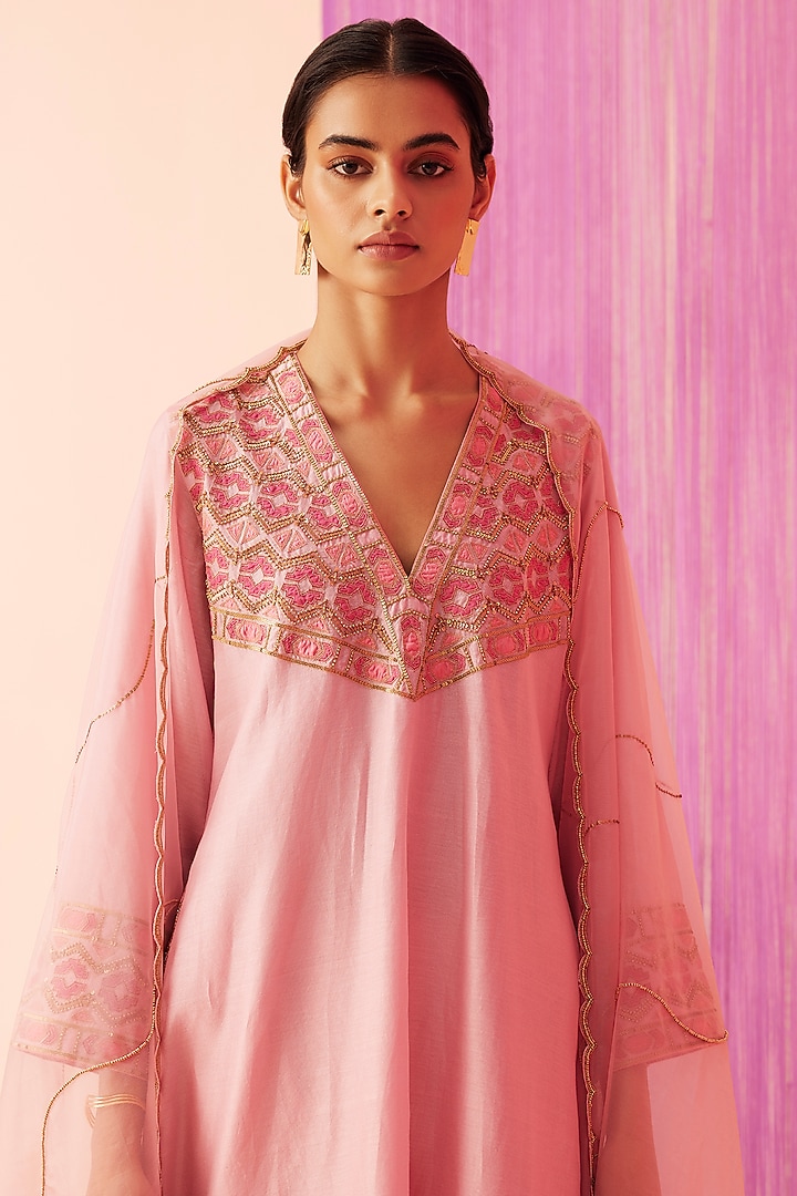Rose Pink Silk Chanderi Embroidered Kurta Set by Sureena Chowdhri at ...