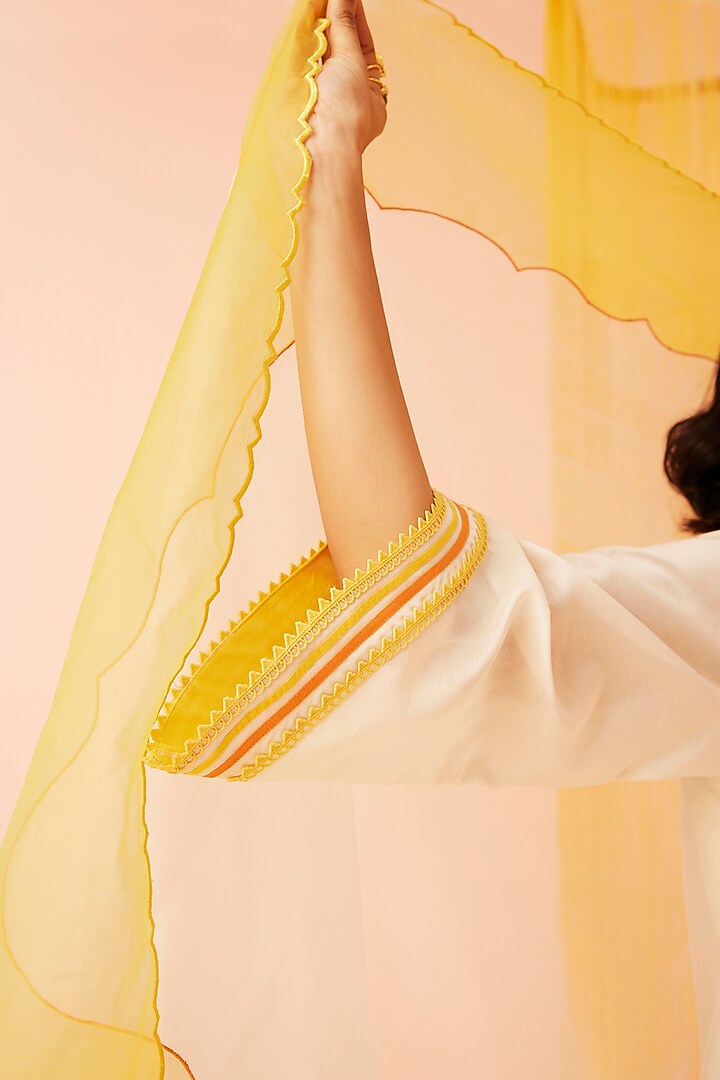 Ivory Silk Chanderi Embroidered Kurta Set by Sureena Chowdhri at Pernia's Pop Up Shop