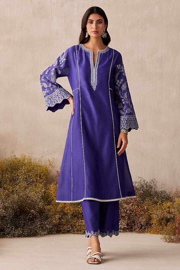 Violet Silk Chanderi Floral Thread Work A-Line Kurta Set by Sureena Chowdhri at Pernia's Pop Up Shop