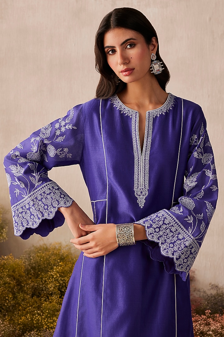 Violet Silk Chanderi Floral Thread Work A-Line Kurta Set by Sureena Chowdhri at Pernia's Pop Up Shop