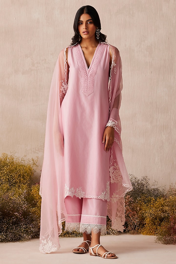 Rose Pink Silk Chanderi 3D Floral Patch Work Kurta Set by Sureena Chowdhri