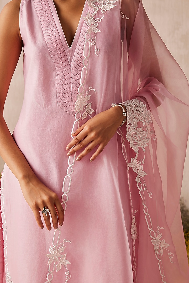 Rose Pink Silk Chanderi 3D Floral Patch Work Kurta Set by Sureena Chowdhri at Pernia's Pop Up Shop