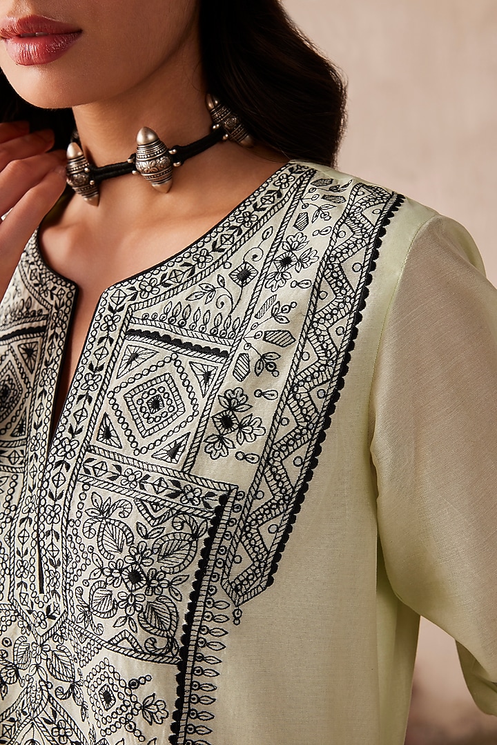 Lime Green Silk Chanderi Thread Work Kurta Set by Sureena Chowdhri at Pernia's Pop Up Shop
