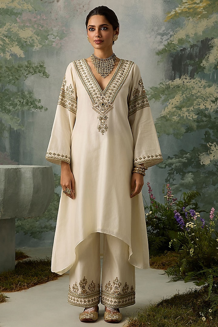 Ivory Silk Chanderi Asymmetrical Kurta Set by Sureena Chowdhri at Pernia's Pop Up Shop