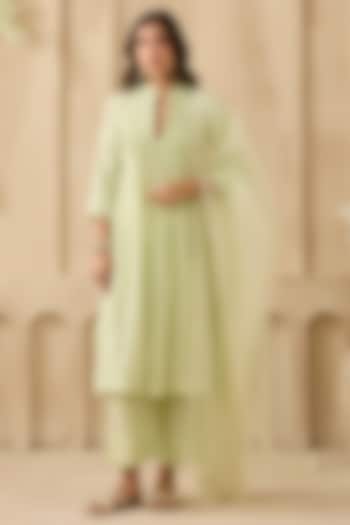 Mint Green Silk Chanderi Pearl Embroidered Kurta Set by Sureena Chowdhri at Pernia's Pop Up Shop