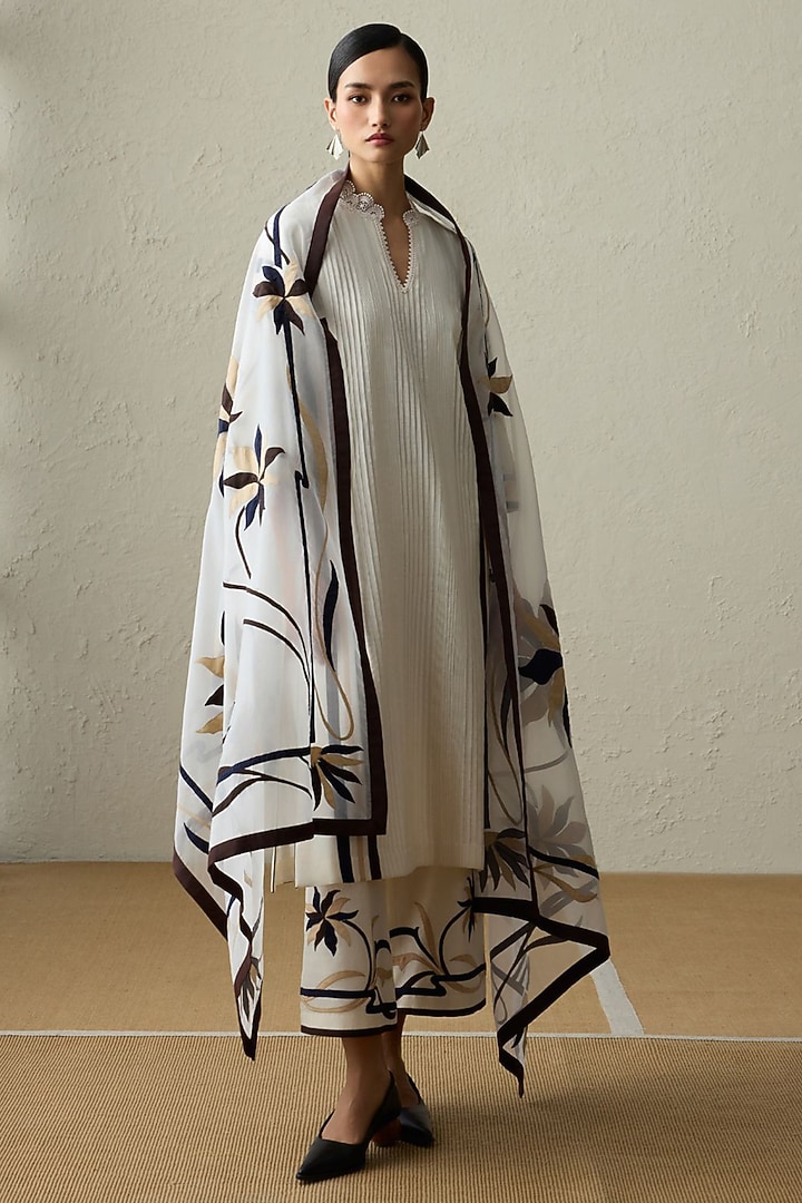 Ivory Silk Chanderi Organza Applique A-Line Kurta Set by Sureena Chowdhri at Pernia's Pop Up Shop