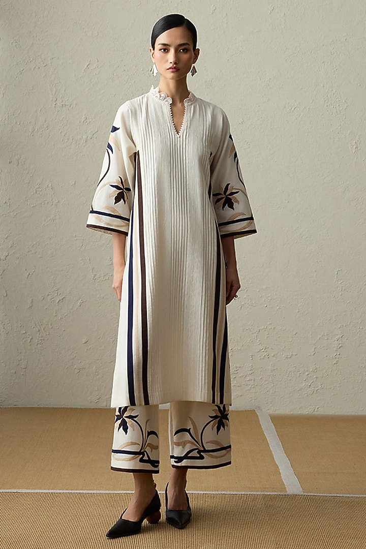 Ivory Silk Chanderi Organza Applique A-Line Kurta Set by Sureena Chowdhri at Pernia's Pop Up Shop