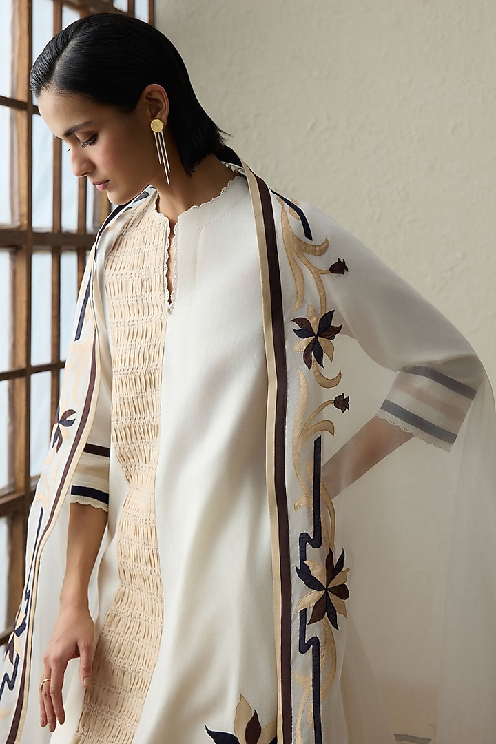 Ivory Silk Chanderi Applique Embroidered A-Line Kurta Set by Sureena Chowdhri at Pernia's Pop Up Shop