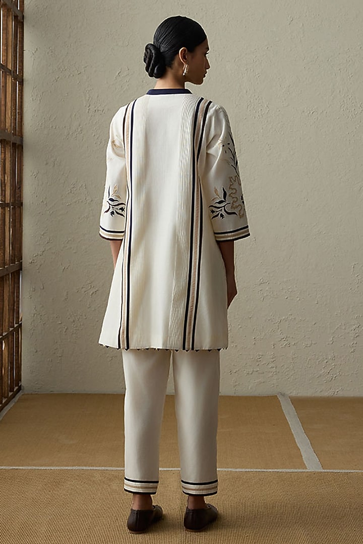 Ivory Silk Chanderi Thread Work Co-ord Set by Sureena Chowdhri at Pernia's Pop Up Shop