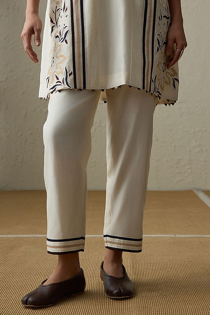 Ivory Silk Chanderi Thread Work Co-ord Set by Sureena Chowdhri at Pernia's Pop Up Shop