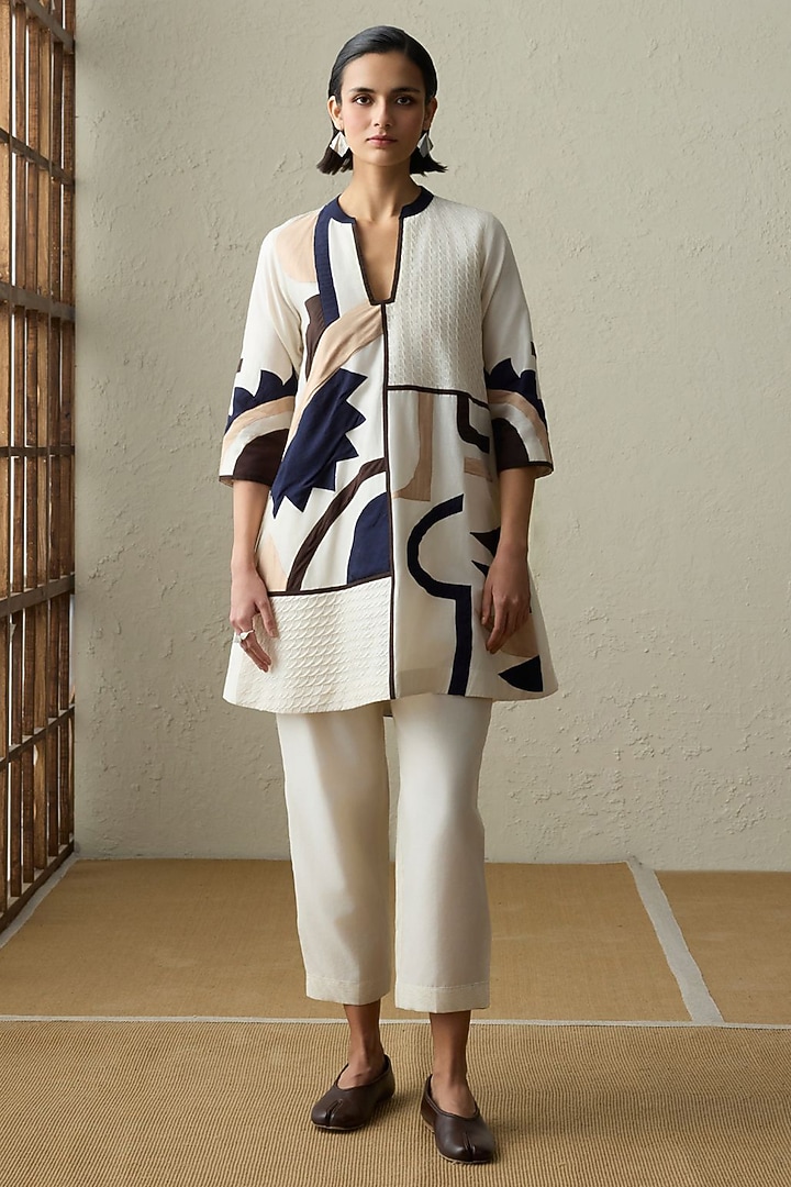 Ivory Silk Chanderi Applique Work A-Line Co-ord Set by Sureena Chowdhri at Pernia's Pop Up Shop