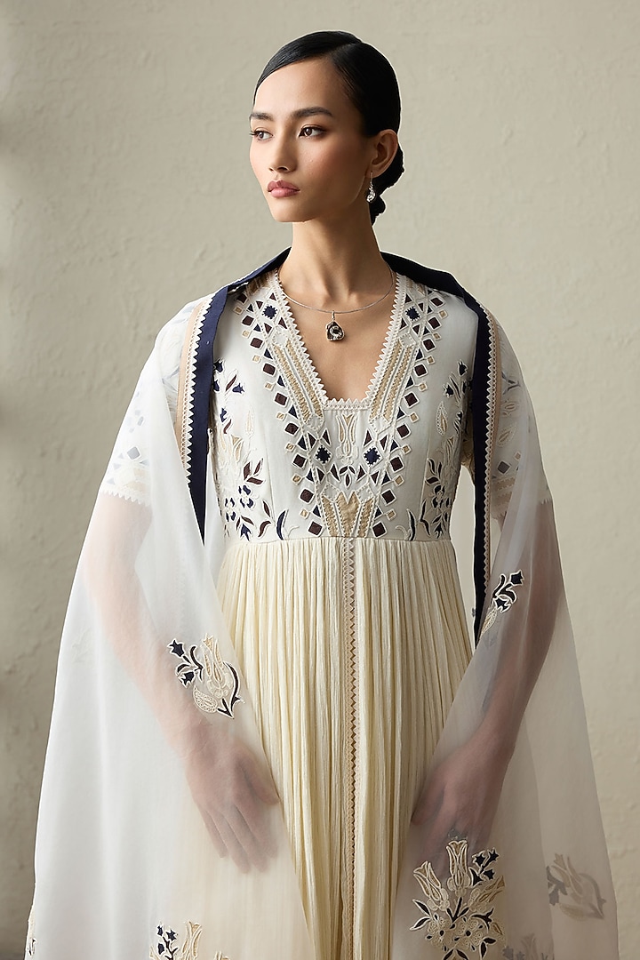 Ivory Cotton Gauze Thread Work Wedding Anarkali Set by Sureena Chowdhri at Pernia's Pop Up Shop