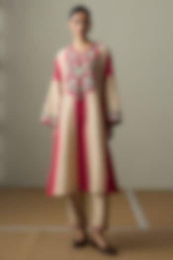 Dark Beige & Magenta Silk Chanderi A-Line Kurta Set by Sureena Chowdhri at Pernia's Pop Up Shop