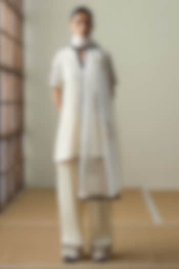 Ivory Cotton Gauze Applique Work Straight Kurta Set by Sureena Chowdhri at Pernia's Pop Up Shop
