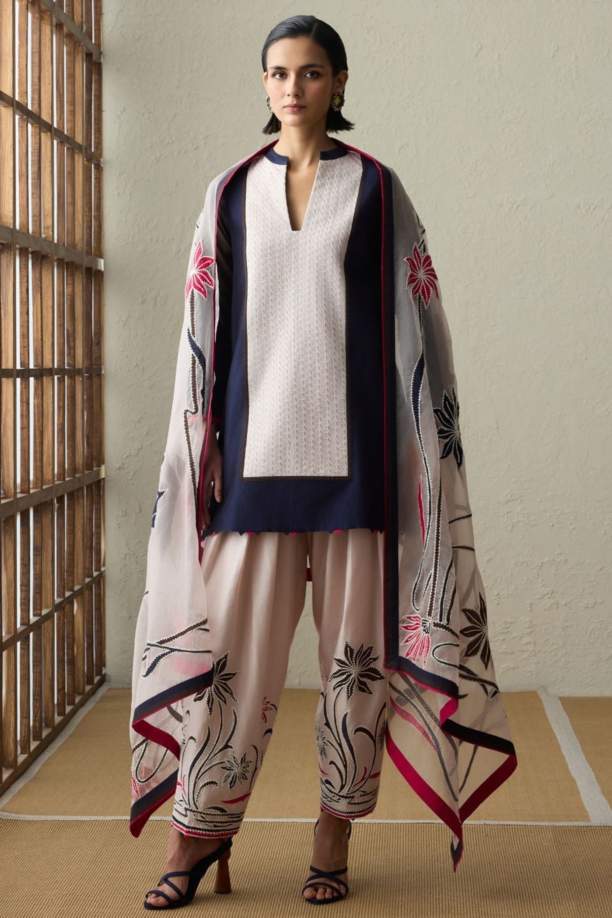 Sureena Chowdhri Baby Pink & Navy Blue Silk Chanderi Applique Kurta Set